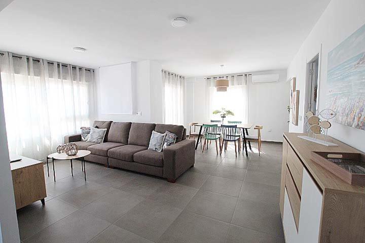 Апартаменты Apartamento Primera Linea Playa Centro De Guardamar Гвардамар-дель-Сегура Экстерьер фото