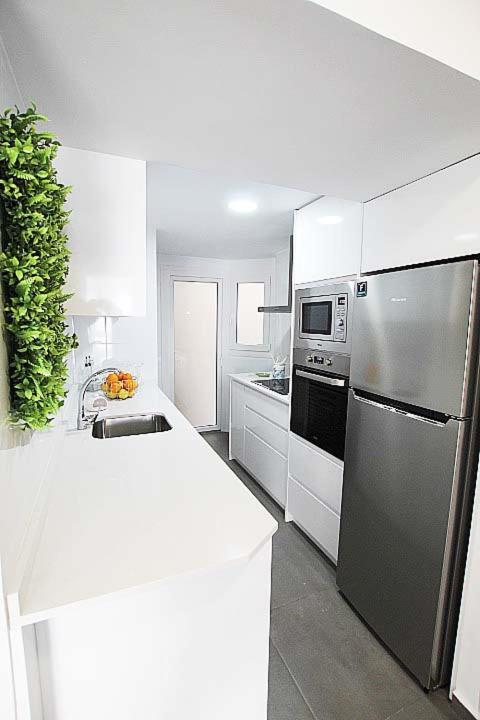 Апартаменты Apartamento Primera Linea Playa Centro De Guardamar Гвардамар-дель-Сегура Экстерьер фото