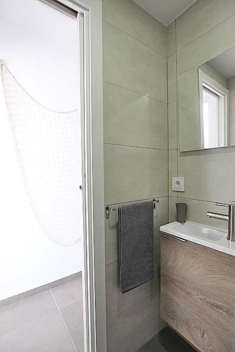 Апартаменты Apartamento Primera Linea Playa Centro De Guardamar Гвардамар-дель-Сегура Экстерьер фото