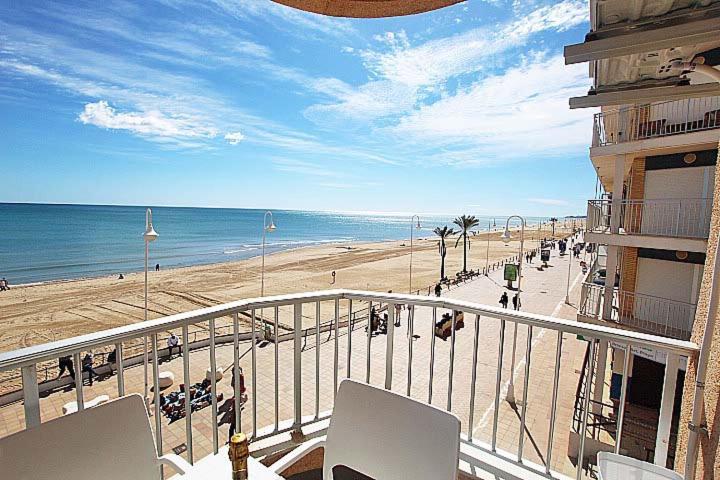 Апартаменты Apartamento Primera Linea Playa Centro De Guardamar Гвардамар-дель-Сегура Экстерьер фото